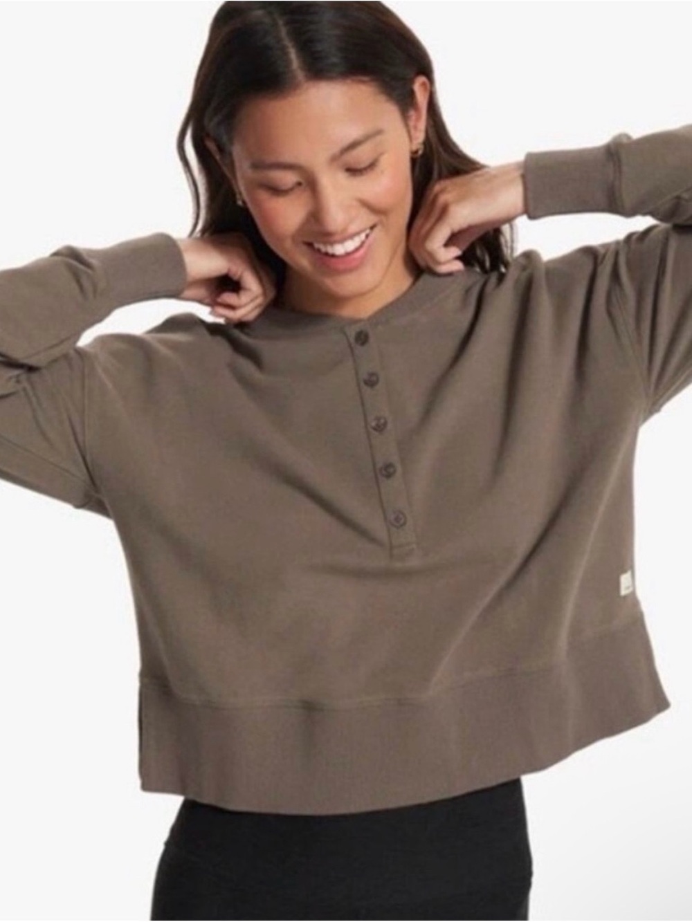 Vuori Women’s Brown Laguna Henley Sweatshirt Size XS